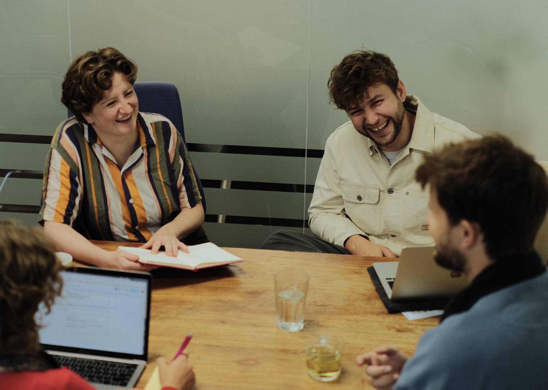 Groep studenten samen